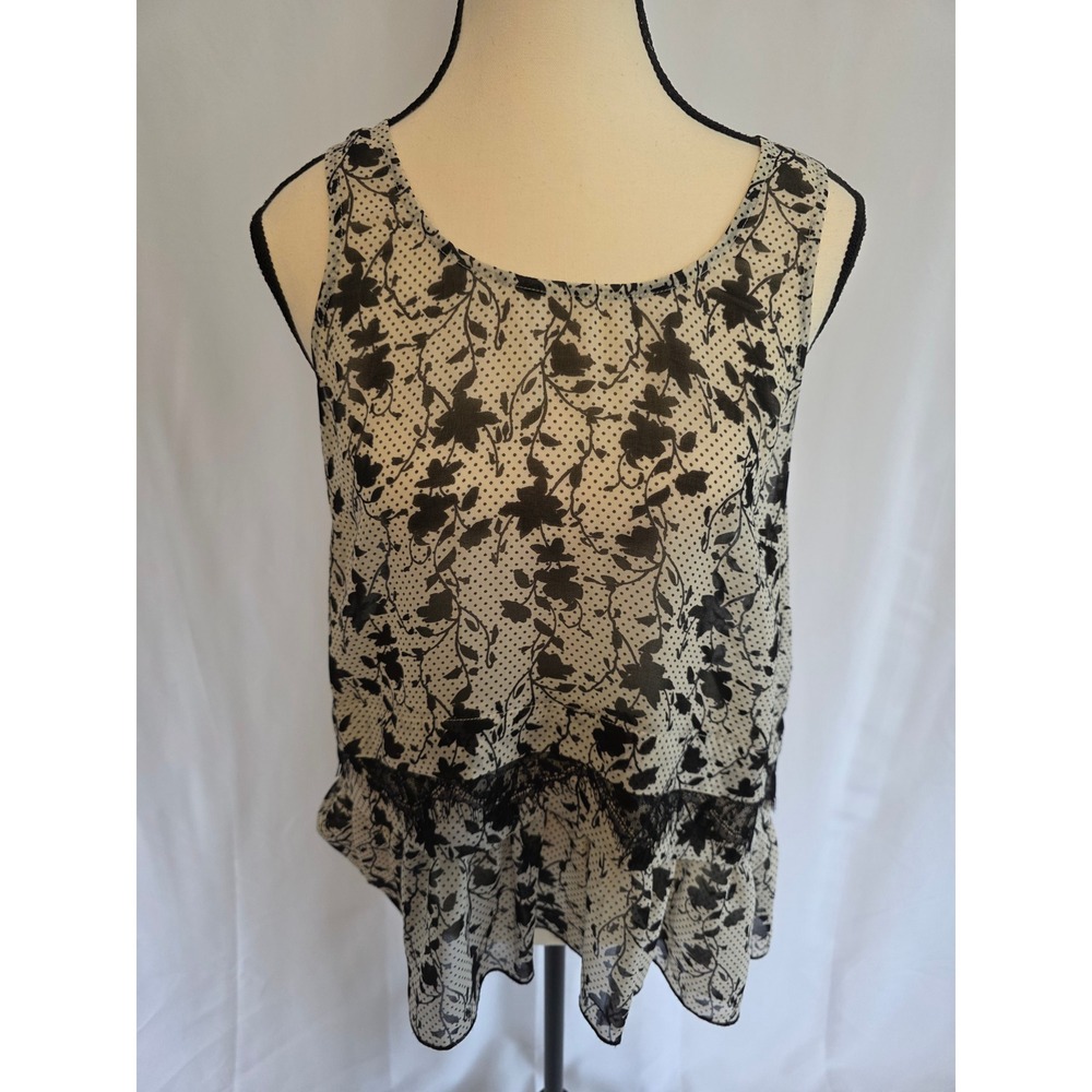 Cabi Dotted Bouquet Everything Top Spring 2021 Sleeveless Floral Lace Size S